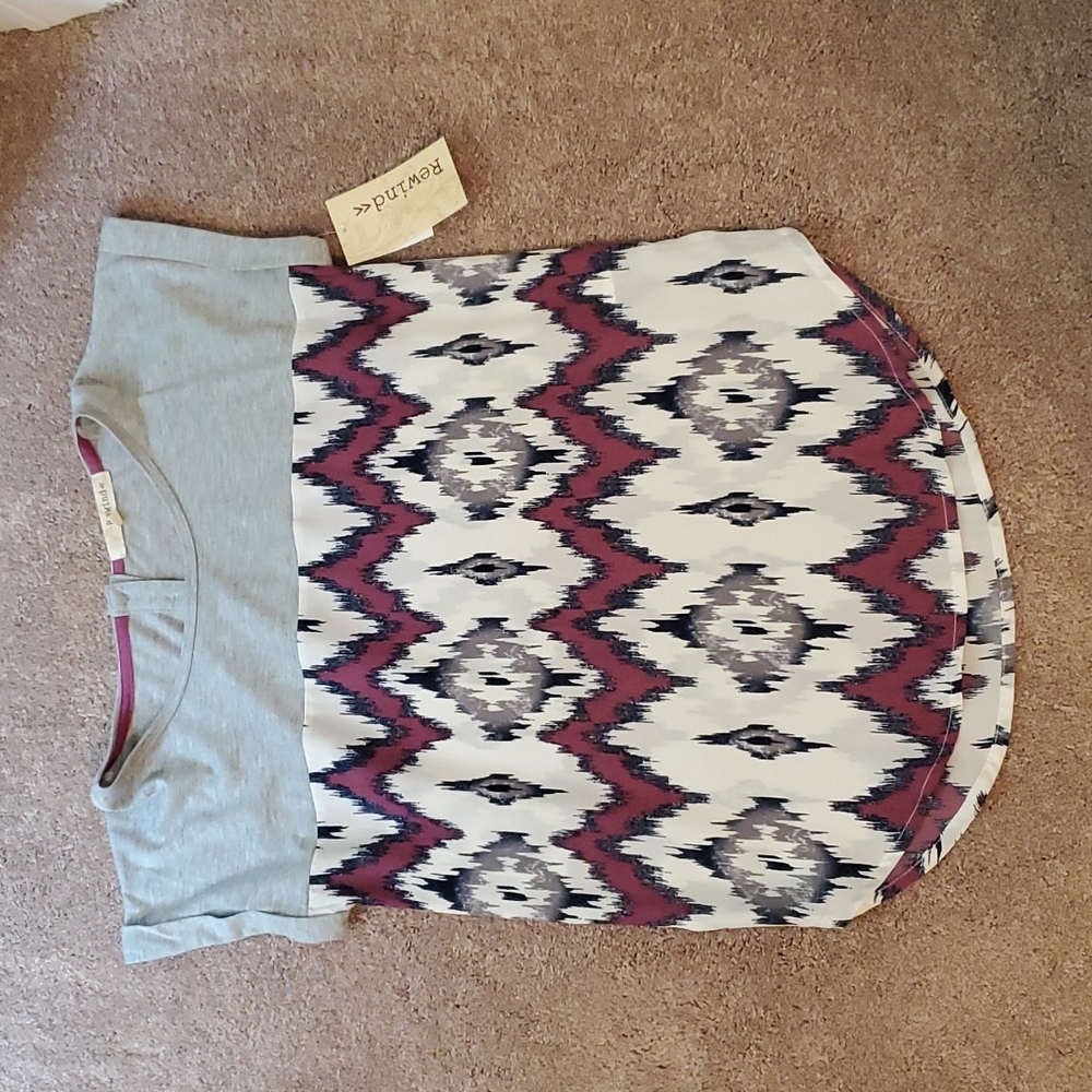 Short sleeve top